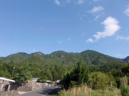 岩淵山～感応山