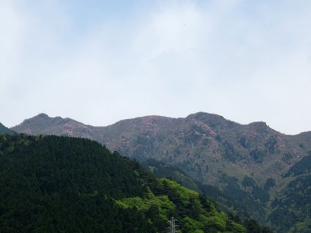 西赤石山