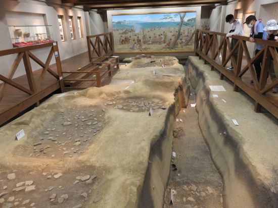 古代製塩遺跡復元展示館
