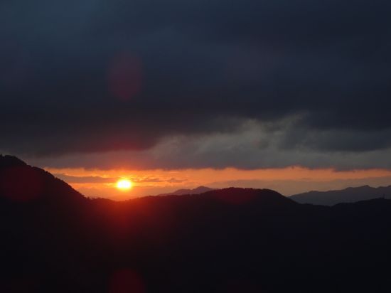 雲間から初日の出！