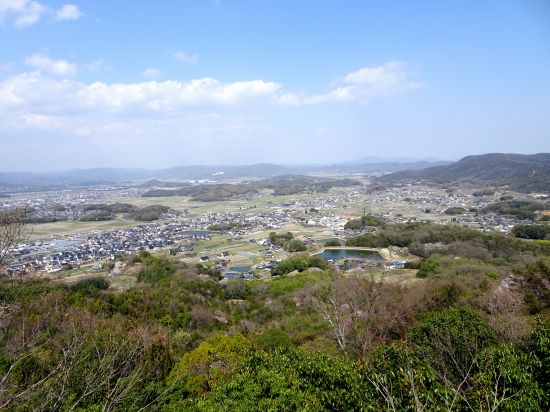 八畳岩