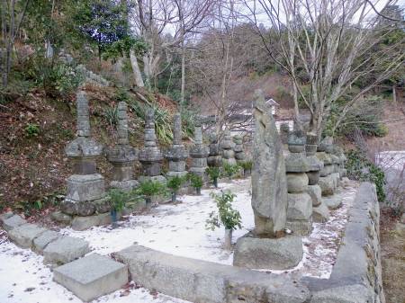 湯浅氏歴代の墓